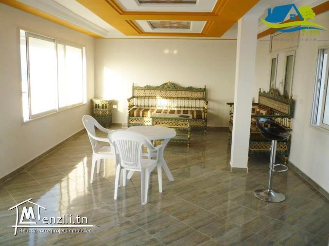 للبيع دار على بحر في قليبية ب 500 مليون 