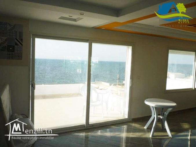 للبيع دار على بحر في قليبية ب 500 مليون 