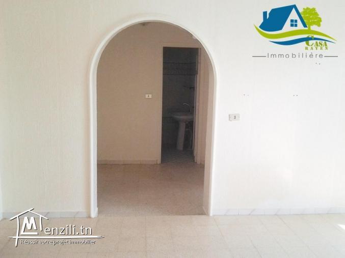 للبيع دار فيها 120 م² ب 75 مليون