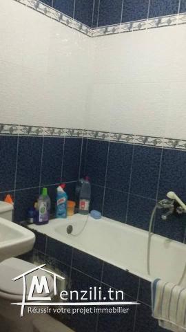 A VENDRE UNE MAISON -CITE WARD-OUED ELLIL-MANOUBA