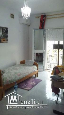 A VENDRE UNE MAISON -CITE WARD-OUED ELLIL-MANOUBA