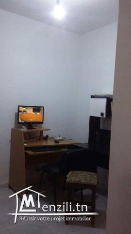 A VENDRE UNE MAISON -CITE WARD-OUED ELLIL-MANOUBA