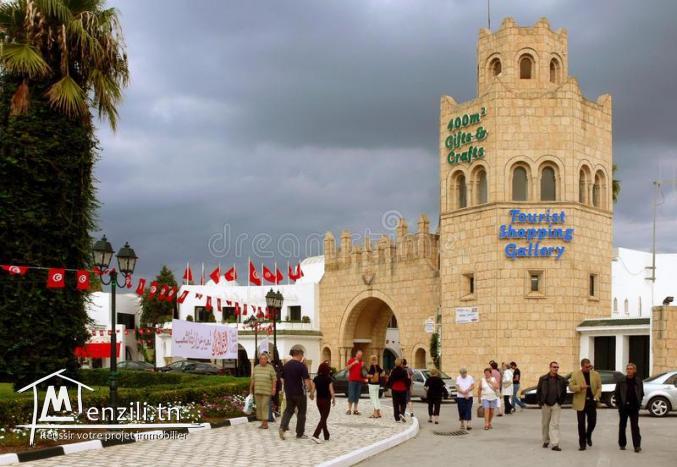 ESPACE LA TOUR PORT EL KANTAOUI : ENVIRON 400 m²  FONDS ET MURS