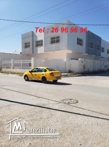 LOCAL  HAMMAM SOUSSE : 1442 m²  COMPRENANT   1000 m² CONSTRUITS       PRIX :  1500.000 DT