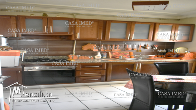 un appartement situé  à cité tahrir  2