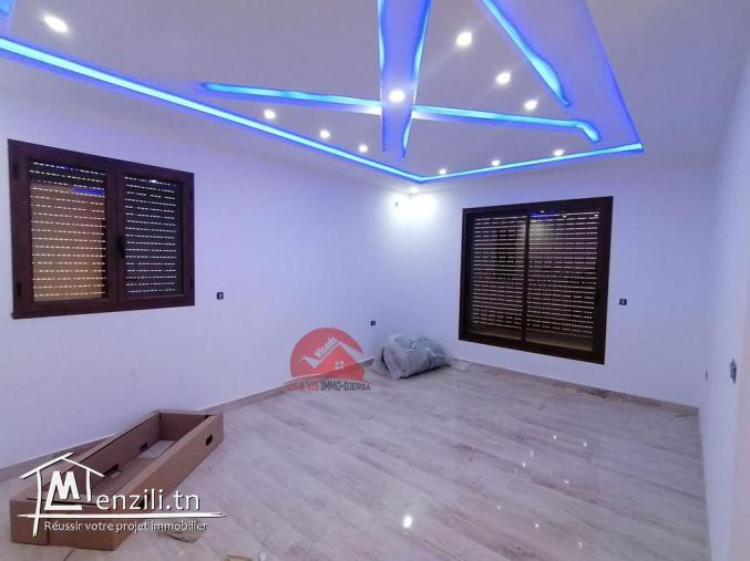 LOCATION VILLA DE HAUT STANDING A DJERBA HOUMT SOUK