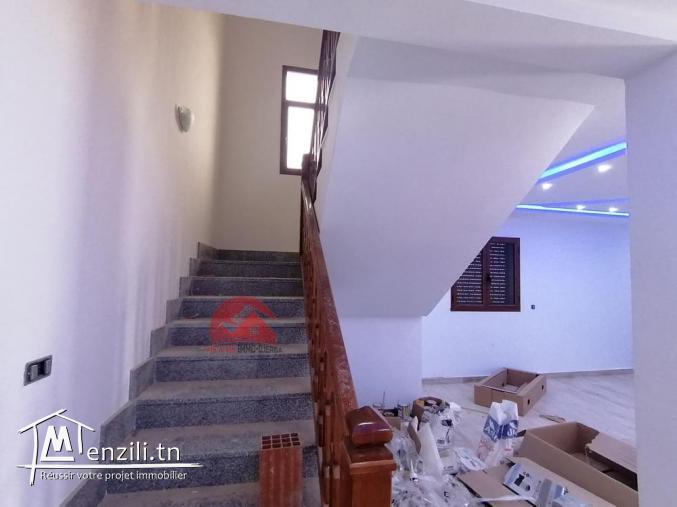 LOCATION VILLA DE HAUT STANDING A DJERBA HOUMT SOUK