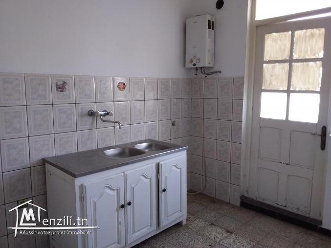 Maison à louer 250 dt ksour essef