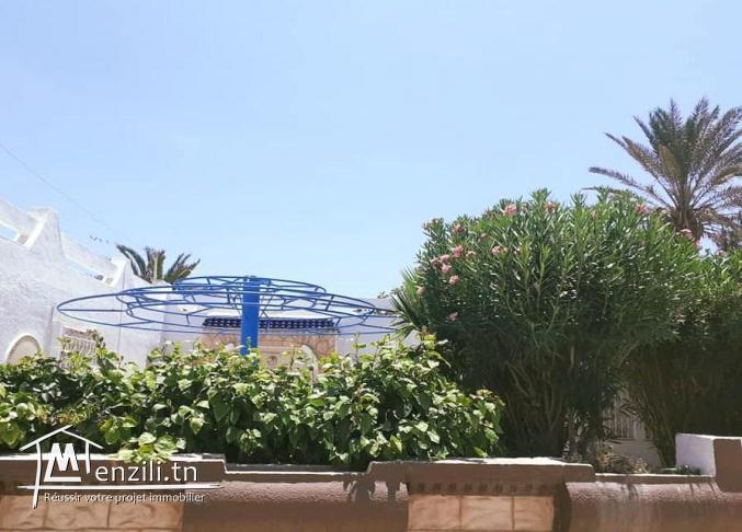 Mammoura plage à vendre un Bungalow 1 ère rangée s+2