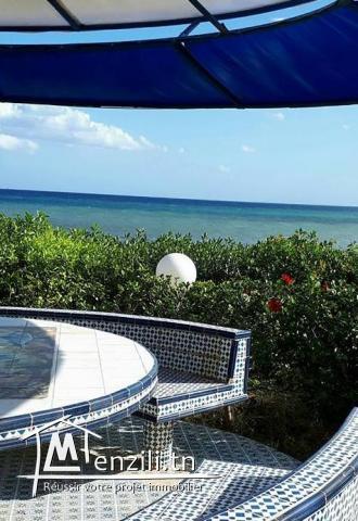 Maamoura plage loue villa meublée pieds dans l'eau s+5 été 2020