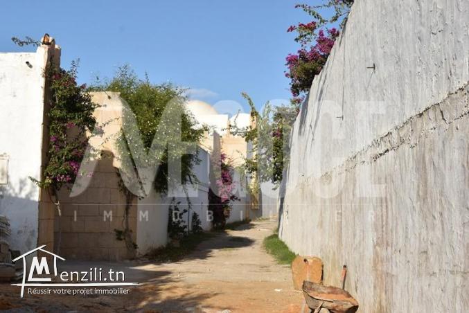 un superbe terrain  à Craxi Hammamet.