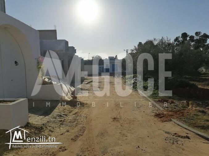 un superbe terrain de 492 m2