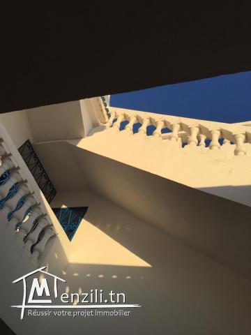 Villa S+5  à Ben Arous