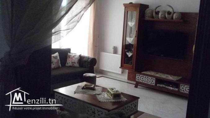 Salon et trois chambres