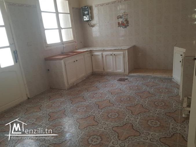 Réf 1441 : un vaste s+2 à Cité El hana ,bizerte