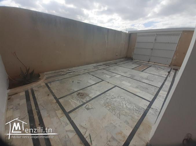 Villa en bon état à Chotrana 3