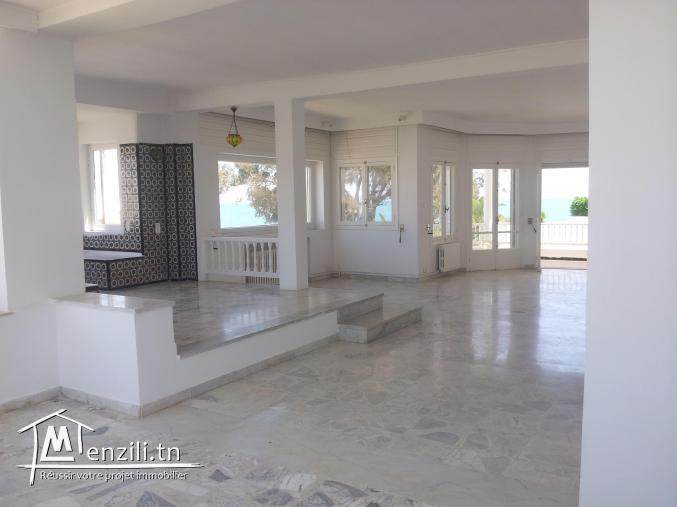 Belle villa vue mer à La Marsa