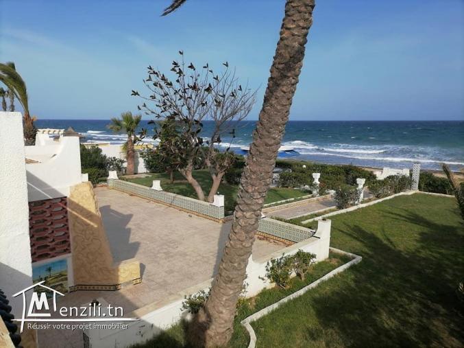 Maamoura plage loue villa meublée pieds dans l'eau s+5 été 2020