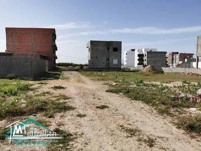 terrain d’habitation 227 m²  à dar allouche  200 mètres de la plage