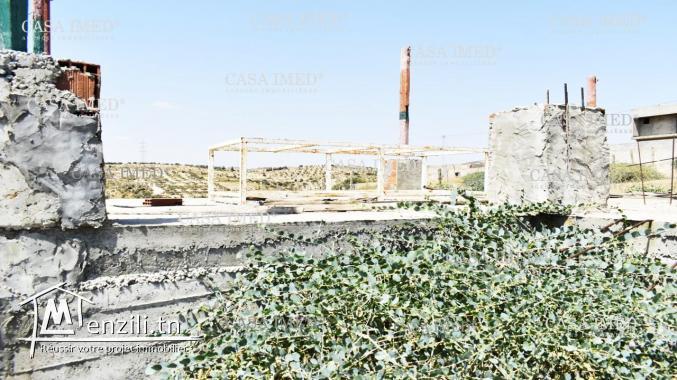 un terrain de 253 m2 a Oued Ellil