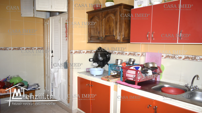 une grande villa 4 étage  située  à ibn khouldoun