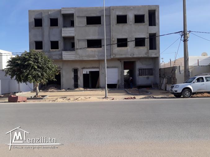 3 locaux commerciaux