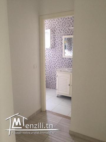 à louer à l'année à 800dt