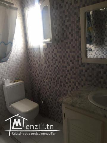 à louer à l'année à 800dt