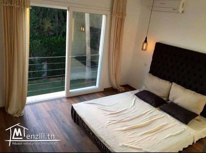 À louer une luxueuse villa S+5  pour les vacances à Yassmine hammamet