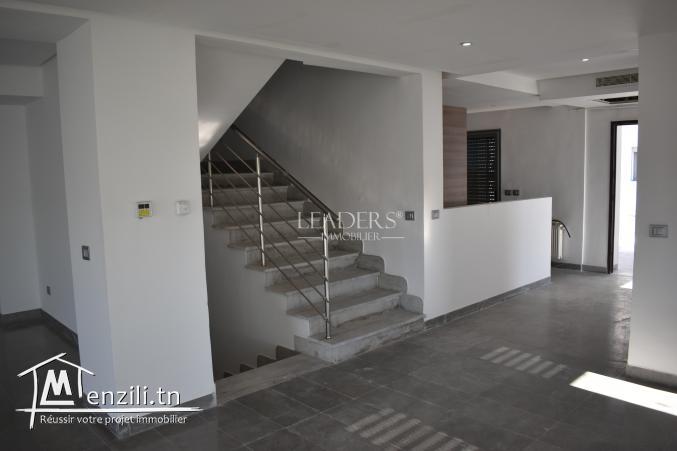 AV un beau duplex situé à Hammamet Nord
