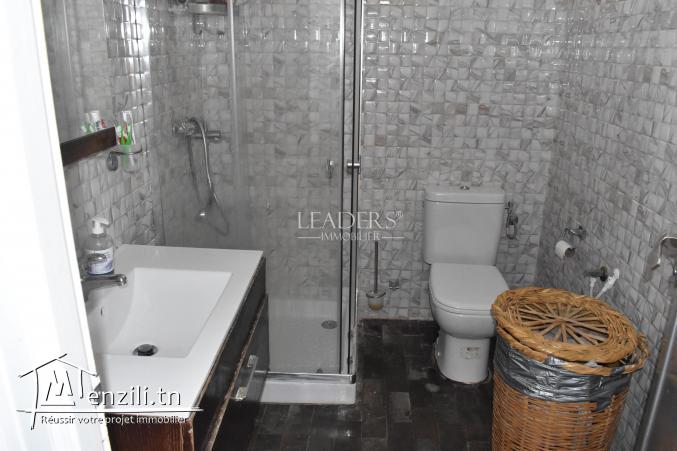 AV une belle maison  située à 2km de centre-ville Hammamet (Bir-bouragba ) .