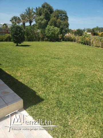 location -villa avec piscine au Golf de Gammarth