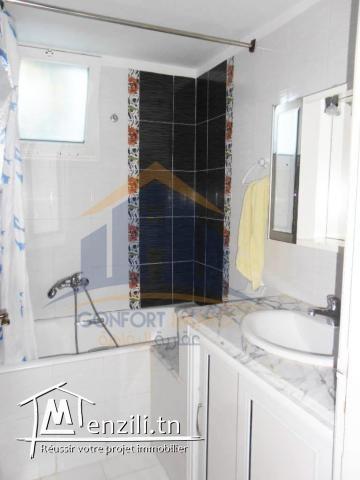 maison meublé à corniche