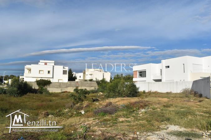 AV un terrain Yasmine Hammamet, près de la mer.