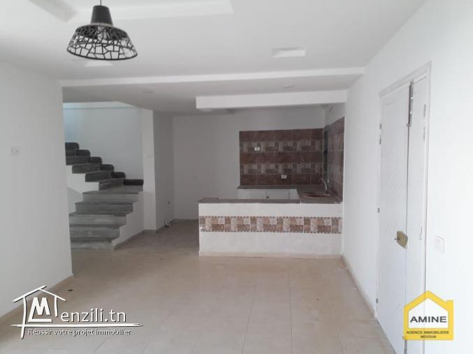 A vendre villa avec piscine zone urbaine Djerba Midoun