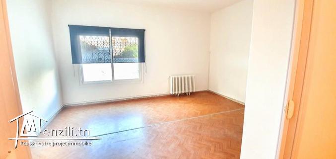 Etage de villa(rez-de-chaussé) S+3 à Mutuelle ville