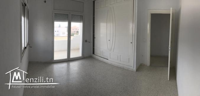 Apart S+2 situé dans une résidence à Gremda km 8