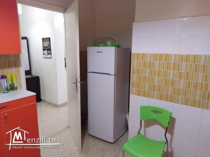 a vendre joli appartemnt S+3 au 5 éme étage