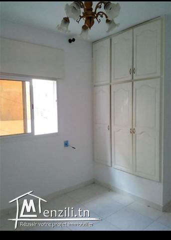 Appartement de 100 m2 à louer à La Marsa