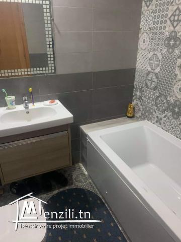 À vendre un joli appartement S+2 Très Haut Standing dans une belle résidence à l'aouina