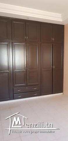 Villa S+4 à la Marsa 