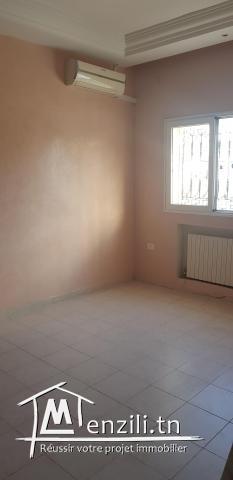 Villa S+4 à la Marsa 