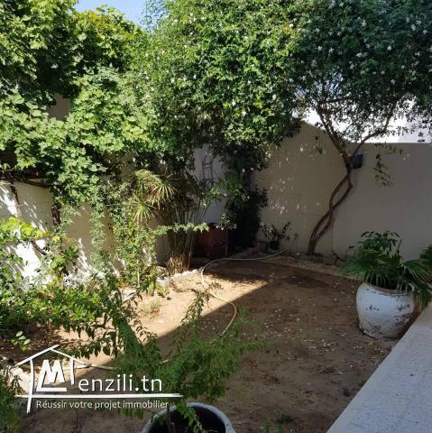 a louer une villa pied dans l'eau à chatte mariem 54221787