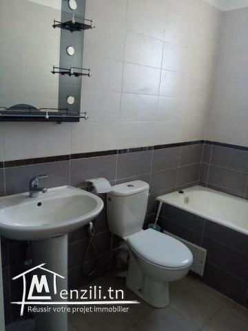 A louer un beau DUPLEX à cité Chaker Raoued 8 min au grand surface GEANT