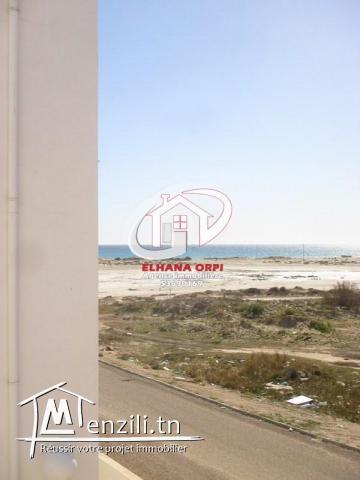 appartement à louer proche de la mer à baghdedi