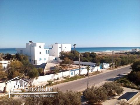rejiche rue de corniche en face avec residance  dar sidi