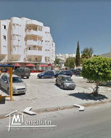Terrain 931m2 à Menzah 7 chez particulier