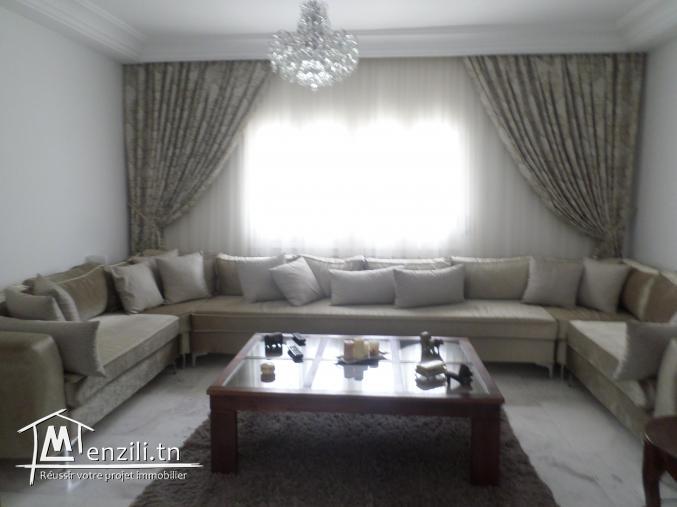 petite villa à Ennaser