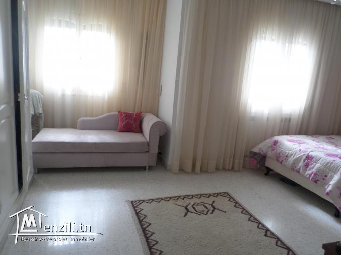 petite villa à Ennaser