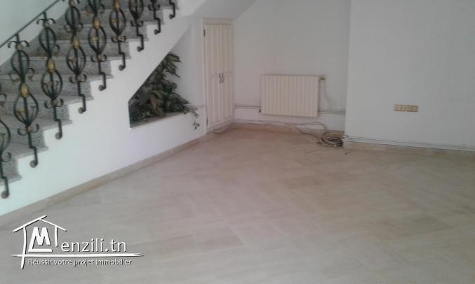 jolie duplexe s+4 avec jardin et barbecue